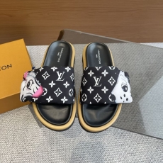 Louis Vuitton Slippers